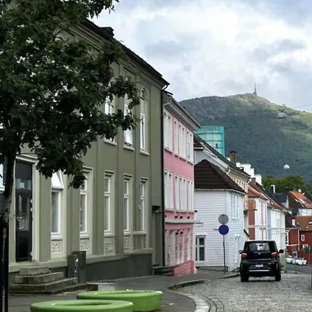 You Cottage In The City *
