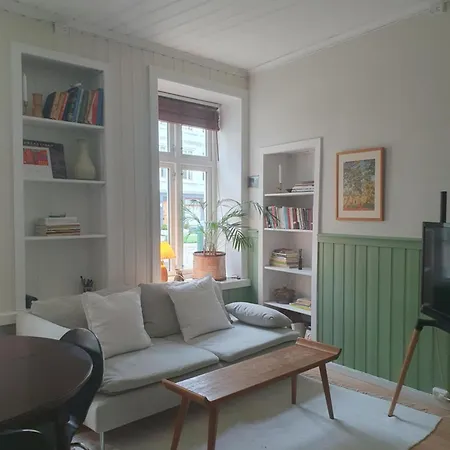 You Cottage In The City Apartment