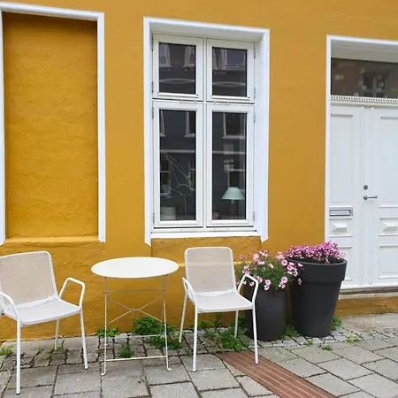 Apartment You Cottage In The City *